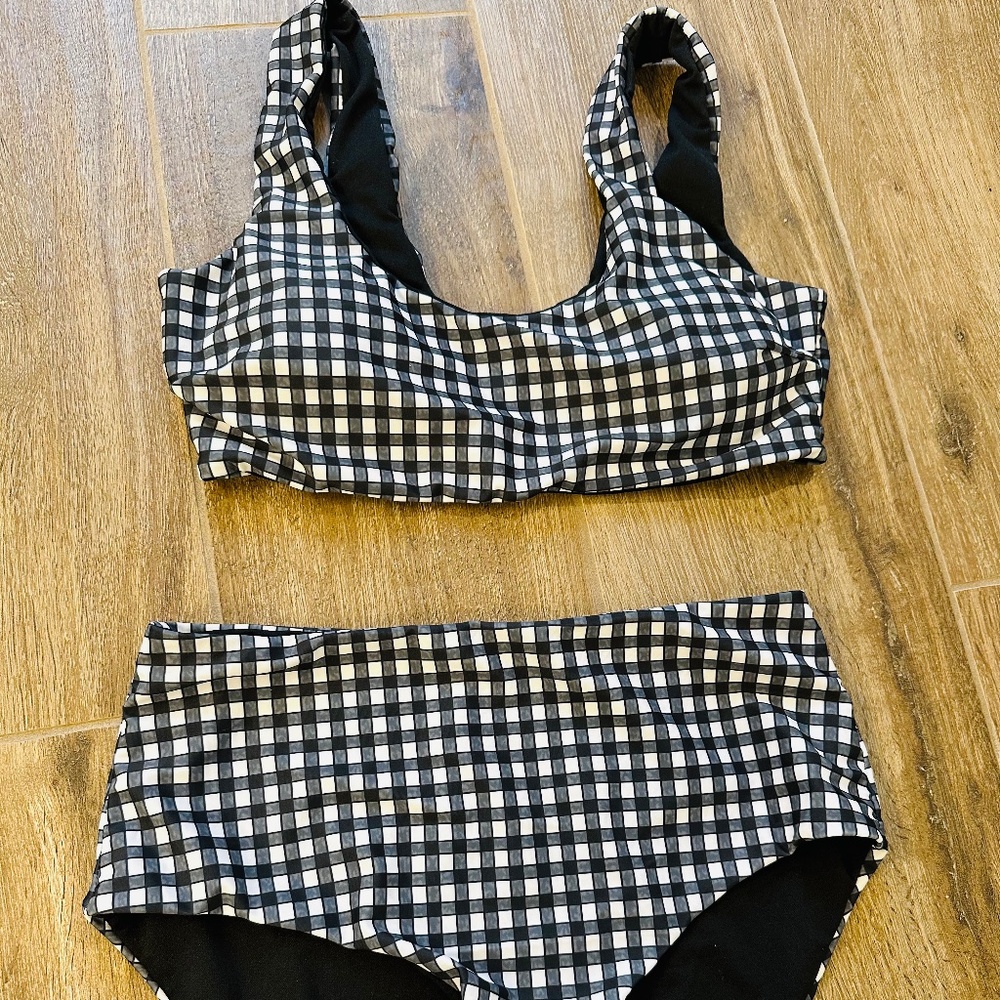 Swimsuit: Brand New